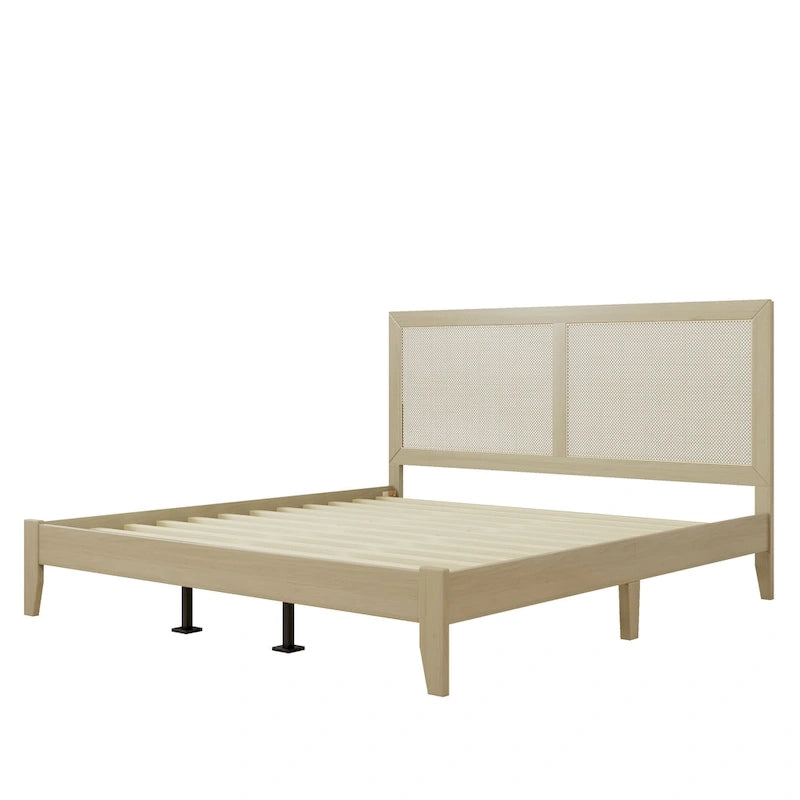 Letto a piattaforma matrimoniale in legno massello con testiera in rattan intrecciato, capacità 360 kg