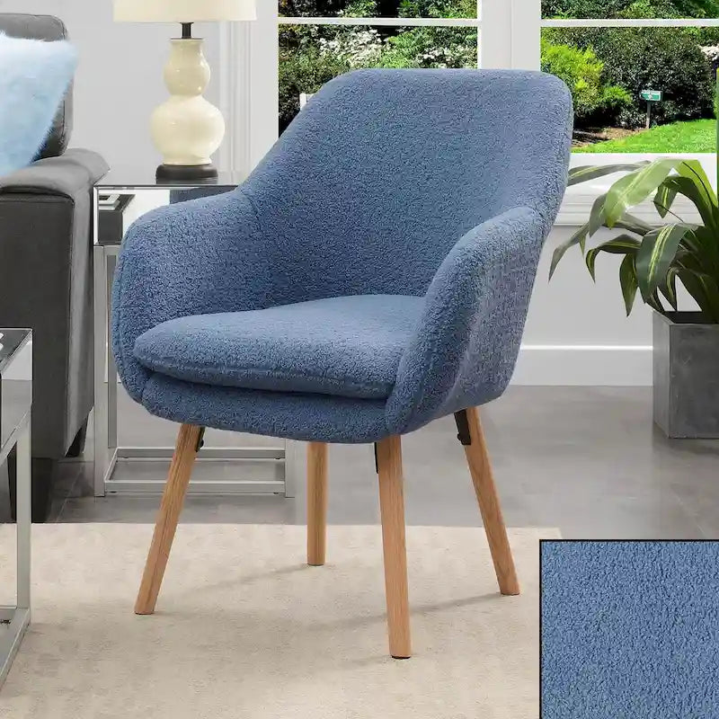 Poltrona accent Sherpa Wingback con gambe in legno massello e cuscino sfoderabile