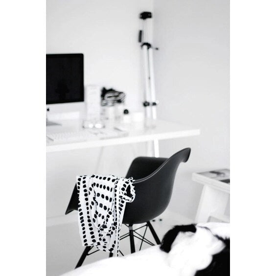 Sedie da pranzo con braccioli in conchiglia stampata Mid-Century Modern con gambe a torre Eiffel, set da 2