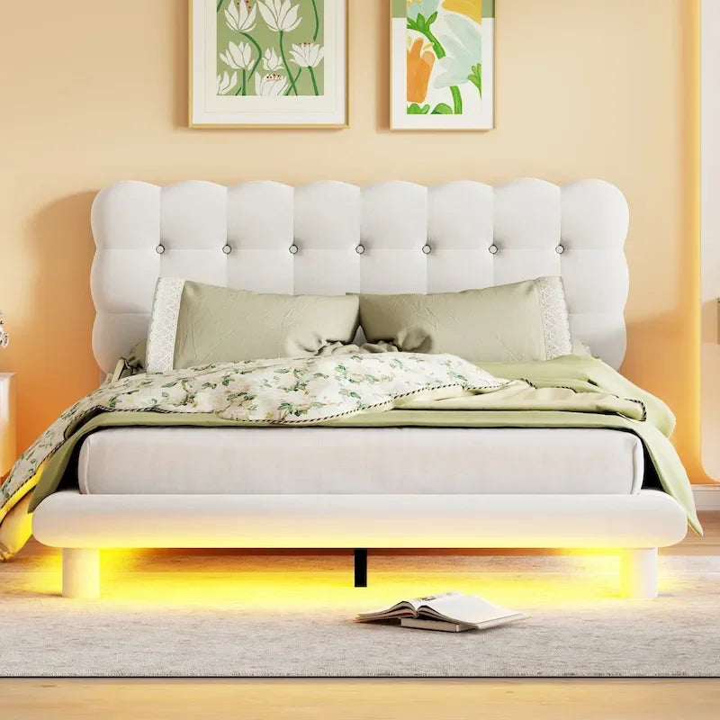 Letto a piattaforma Queen Size in velluto con struttura a LED RGB e testiera trapuntata a bottoni