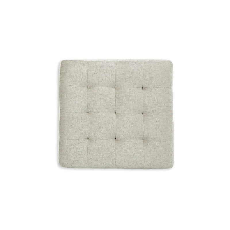 Pouf oversize trapuntato con rivestimento in poliestere e base con finitura in legno